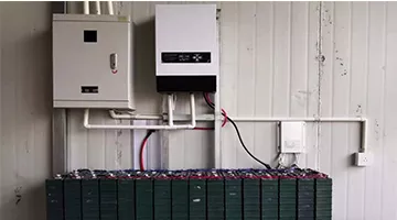 5KW LS inverter with built-in 100A MPPT controller, and connected with a lithium battery.